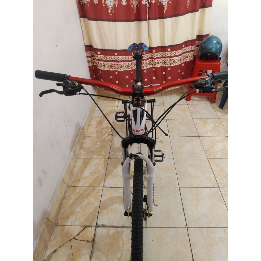 Sepeda Gunung Ezotic ET 2656 Alloy Ban 26 (bekas pakai)