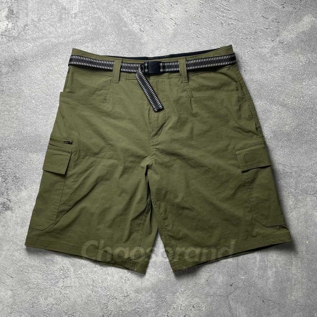 Orvis Men's Tech Cargo Shorts in Olive Green