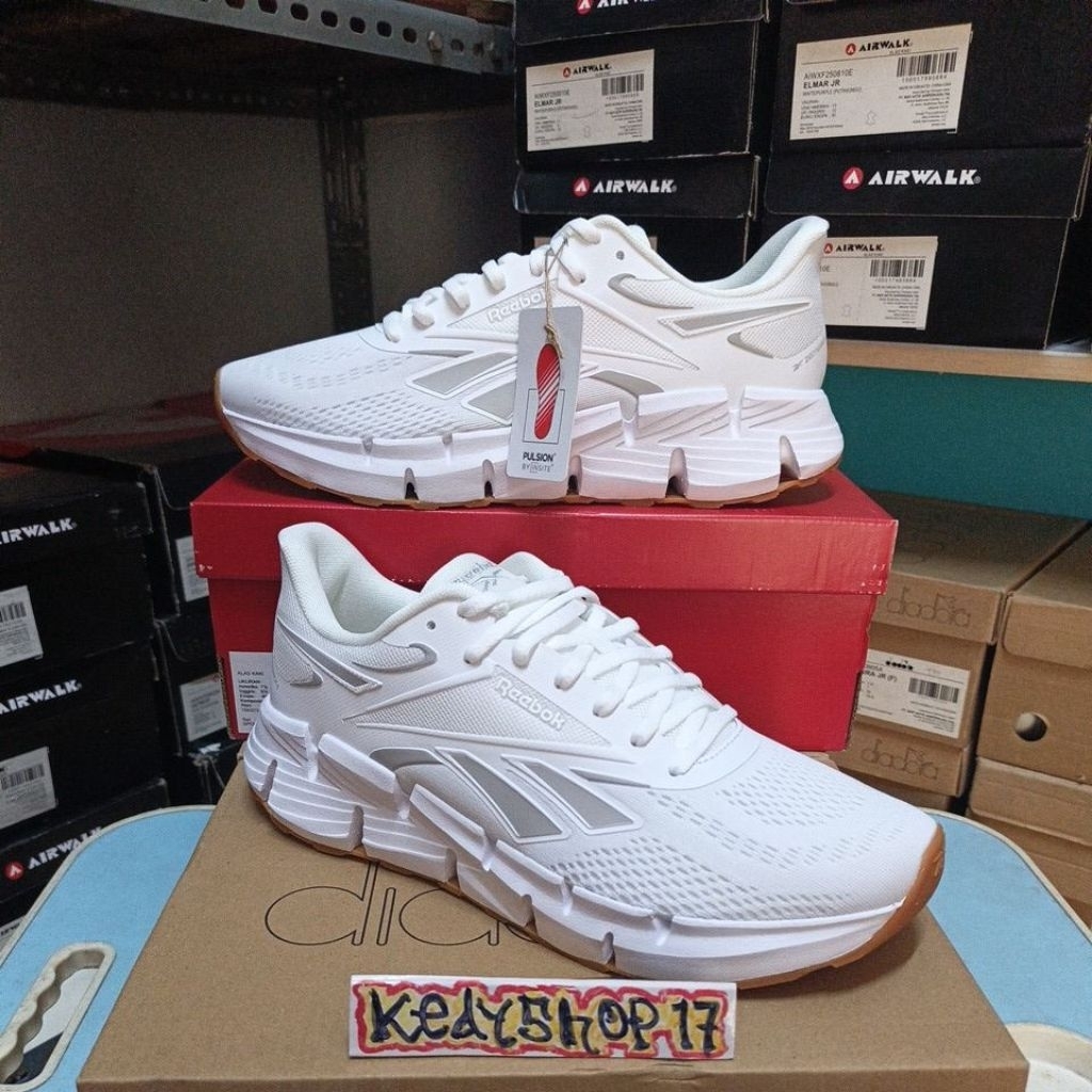 Reebok Zig Dynamica 6 Men White Grey Original