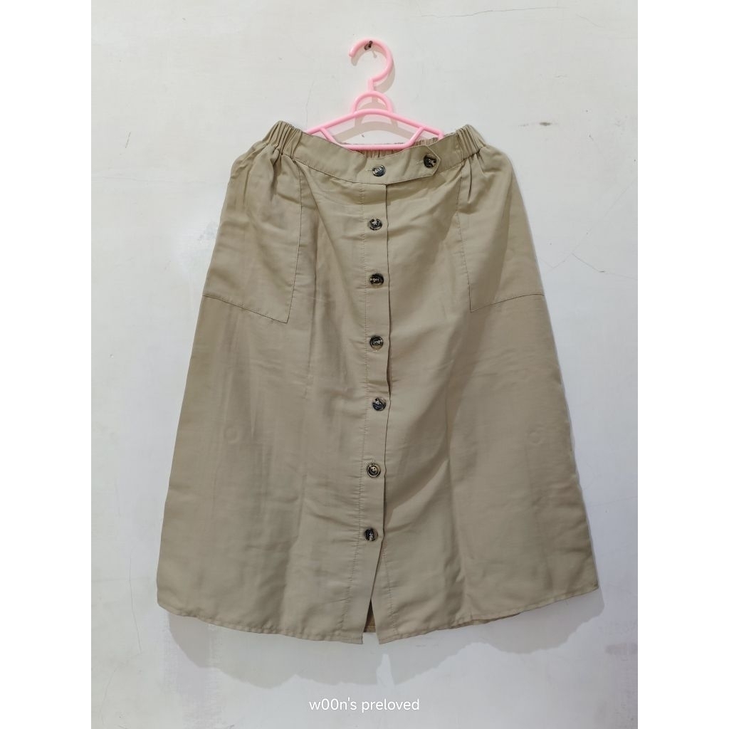 preloved Rok Midi Skirt Cream Coklat Susu