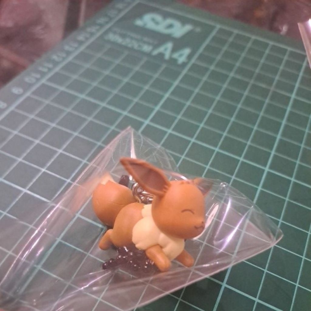 Gashapon Pokemon Eevee , gachapon original
