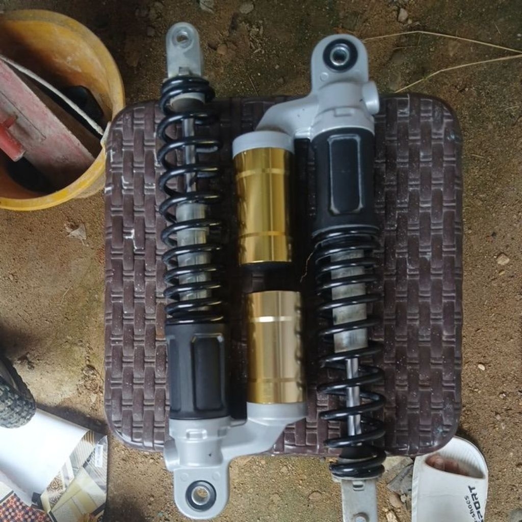 shock nmax old , tidak ori