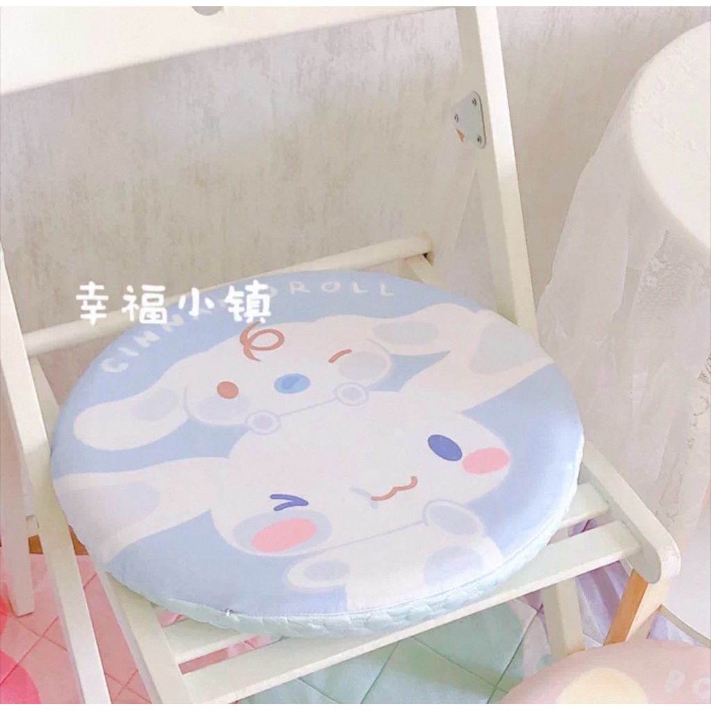 Alas Duduk Sanrio Bulat