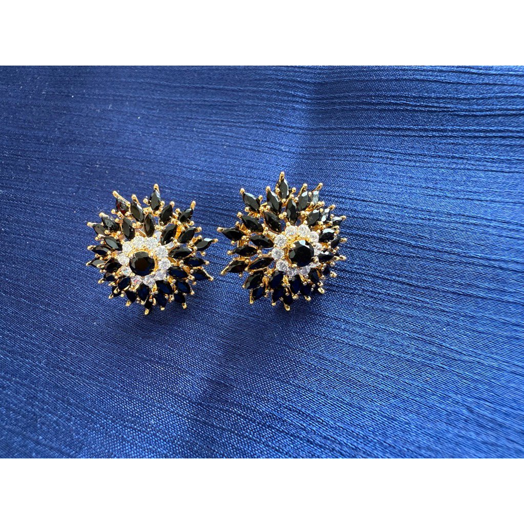 Anting Floral Black Gold Premium