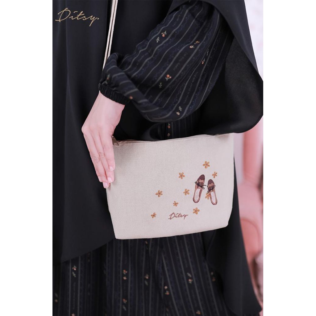 Ditsy Sling Bag Prive Shoes