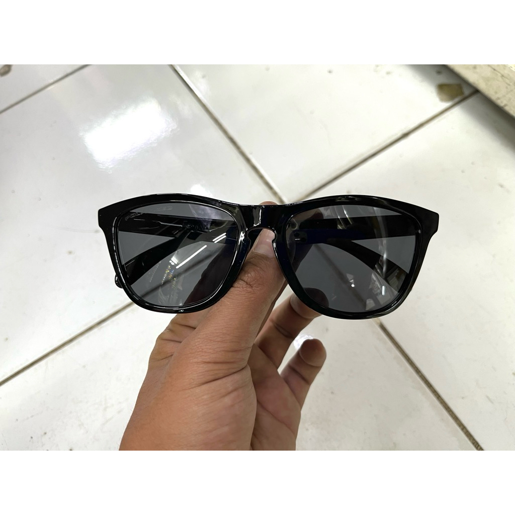 KACAMATA OAKLEY FROGSKIN  VR46 HITAM GLOSY LENSA HITAM