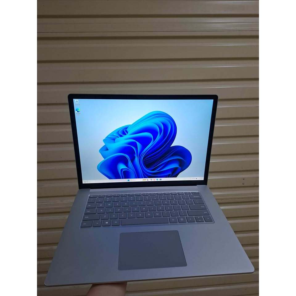 Microsoft Surface Lapto 3 Intel Core i7-1065G7 RAM 16GB SSD 512GB Win 11 Pro 64 Bit TouchScreen Ori 