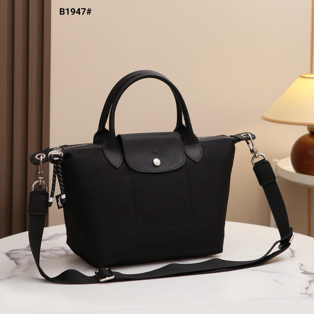 Preloved Tas Hitam LV Long C@mp Mini bag Women Tas Wanita kecil hitam Modern Branded