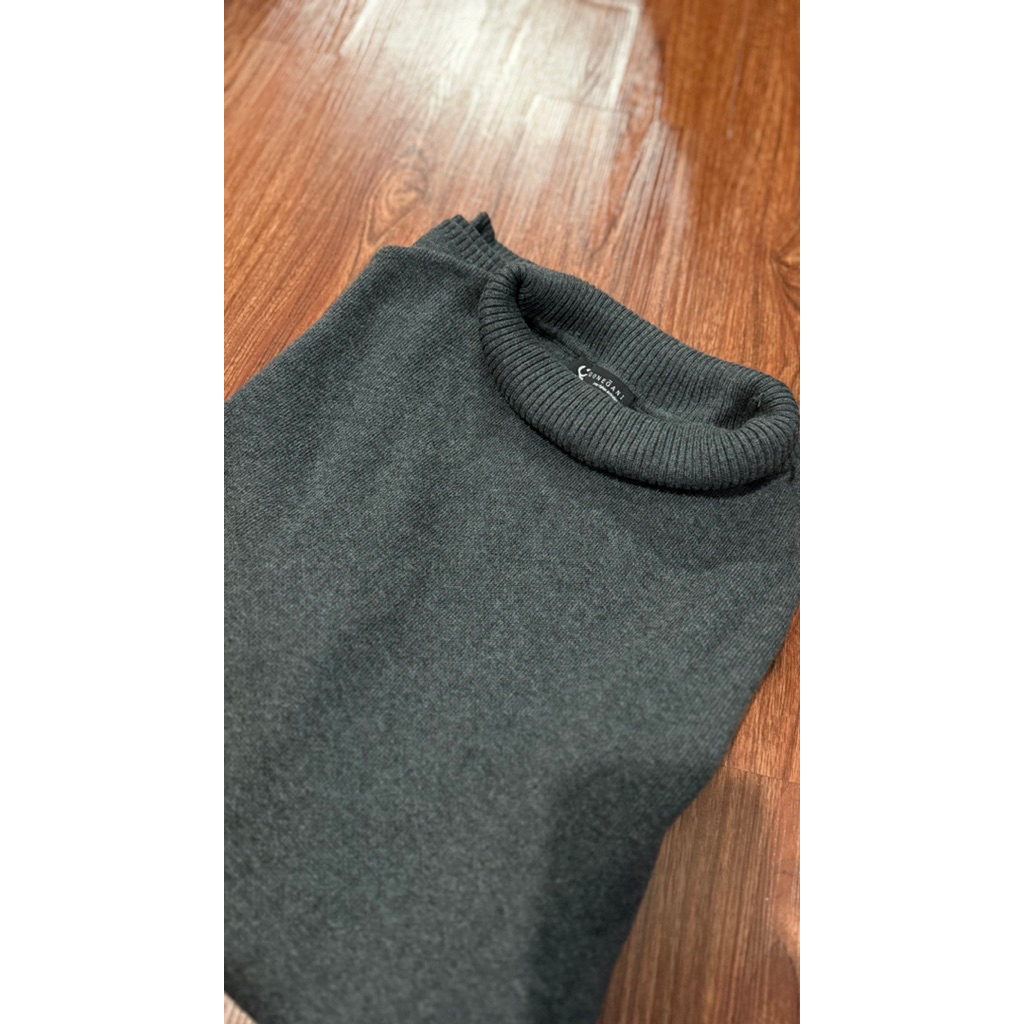 preloved gonegani kate sweater