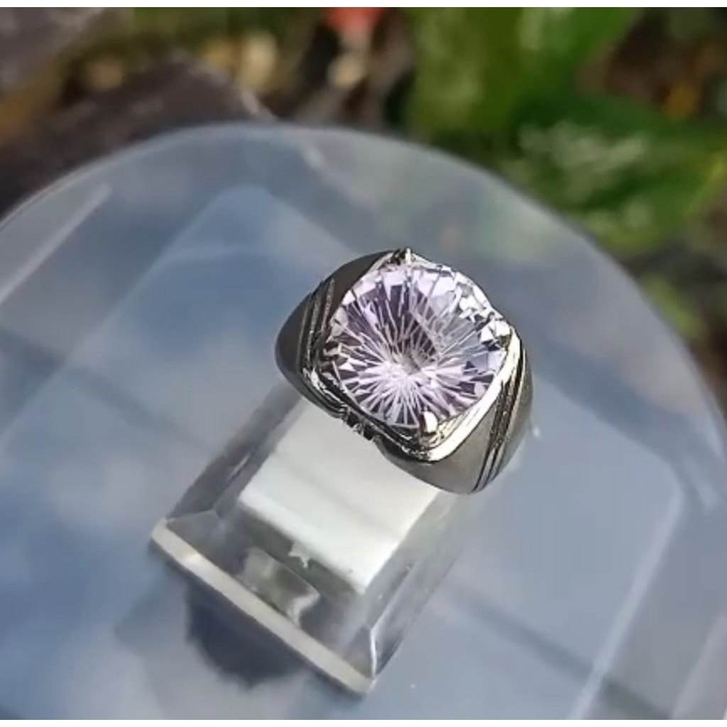 cincin batu kecubung ungu muda Kalimantan