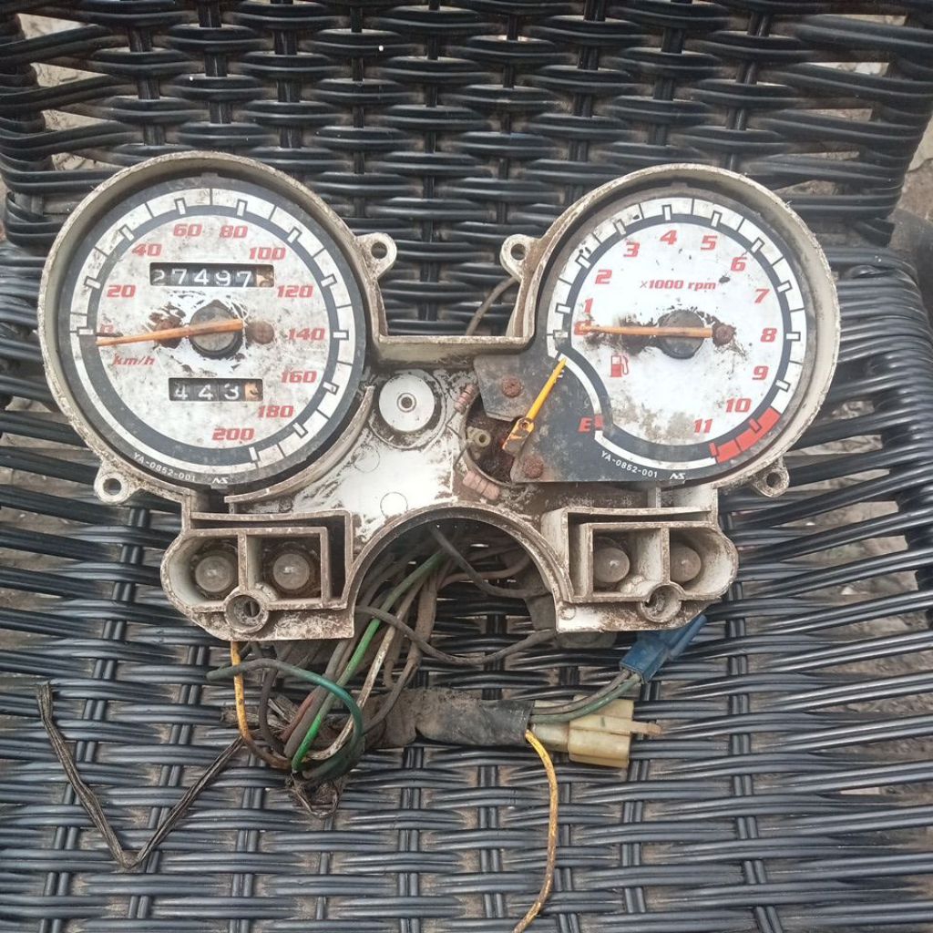 SPEEDOMETER SCORPIO Z LAMA ORIGINAL
