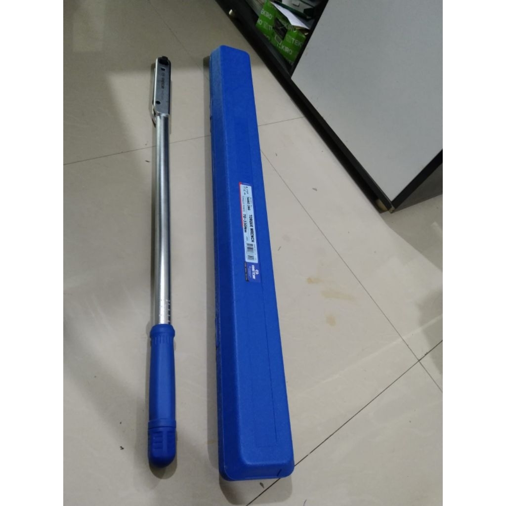 KING TONY KUNCI TORSI MOMEN 1/2 INCH 70-330 NM TORQUE WRENCH TAIWAN 7-35 KG