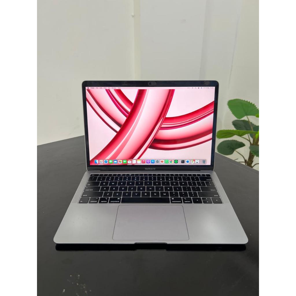 MacBook Air 13 Inci 2018 I5 Like New
