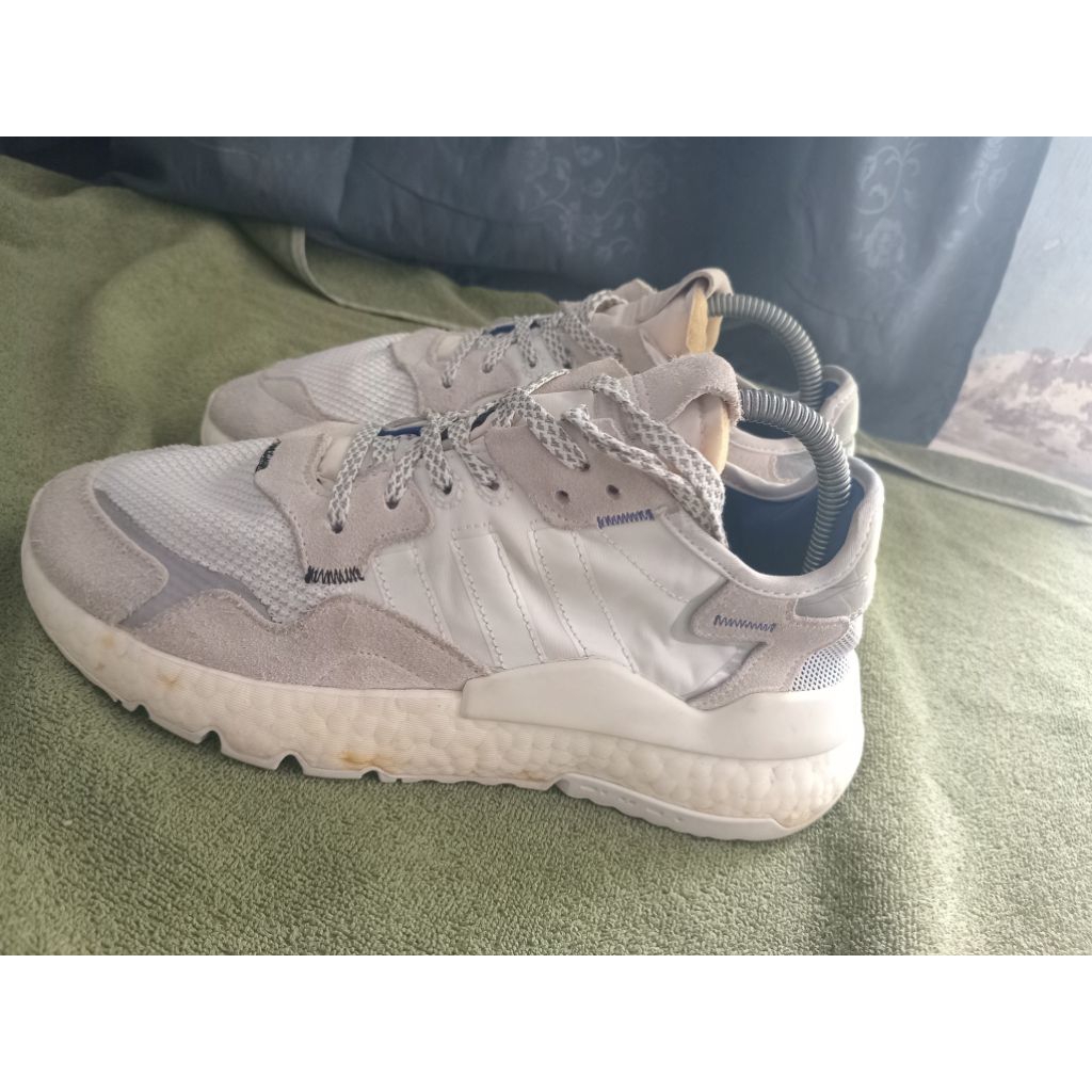 sepatu adidas nite jogger 3m size 41 insol 26 cm .