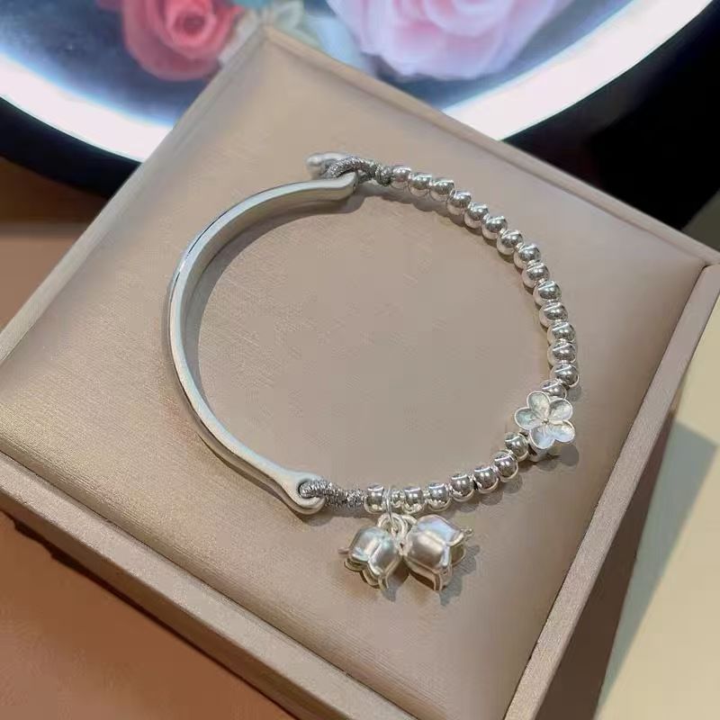 Gelang Rantai Lonceng Bunga Lily Setengah Perak dengan Giok Hetian