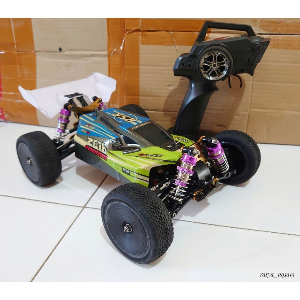 RC Mobil Remot Wltoys 144001
