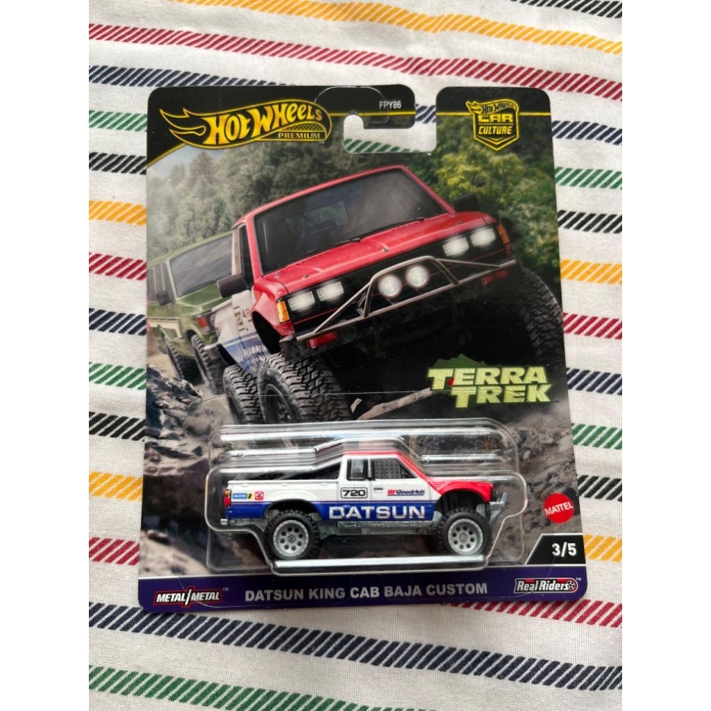 HOT WHEELS DATSUN KING CAB BAJA CUSTOM