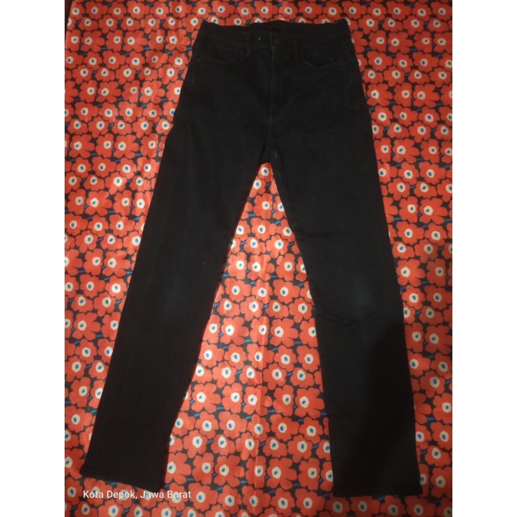 Celana Jeans Uniqlo Heattech