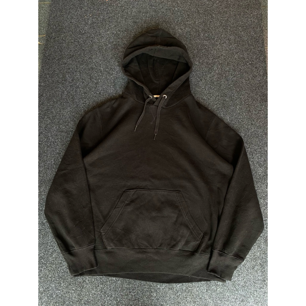 hoodie Global uniqlo (hitam pekat) size L
