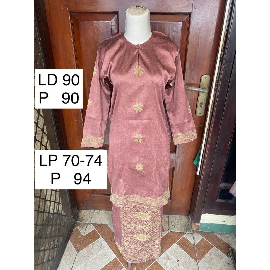 Setelan Wanita Baju Kurung Tunik + Rok One Set Baju Kondangan