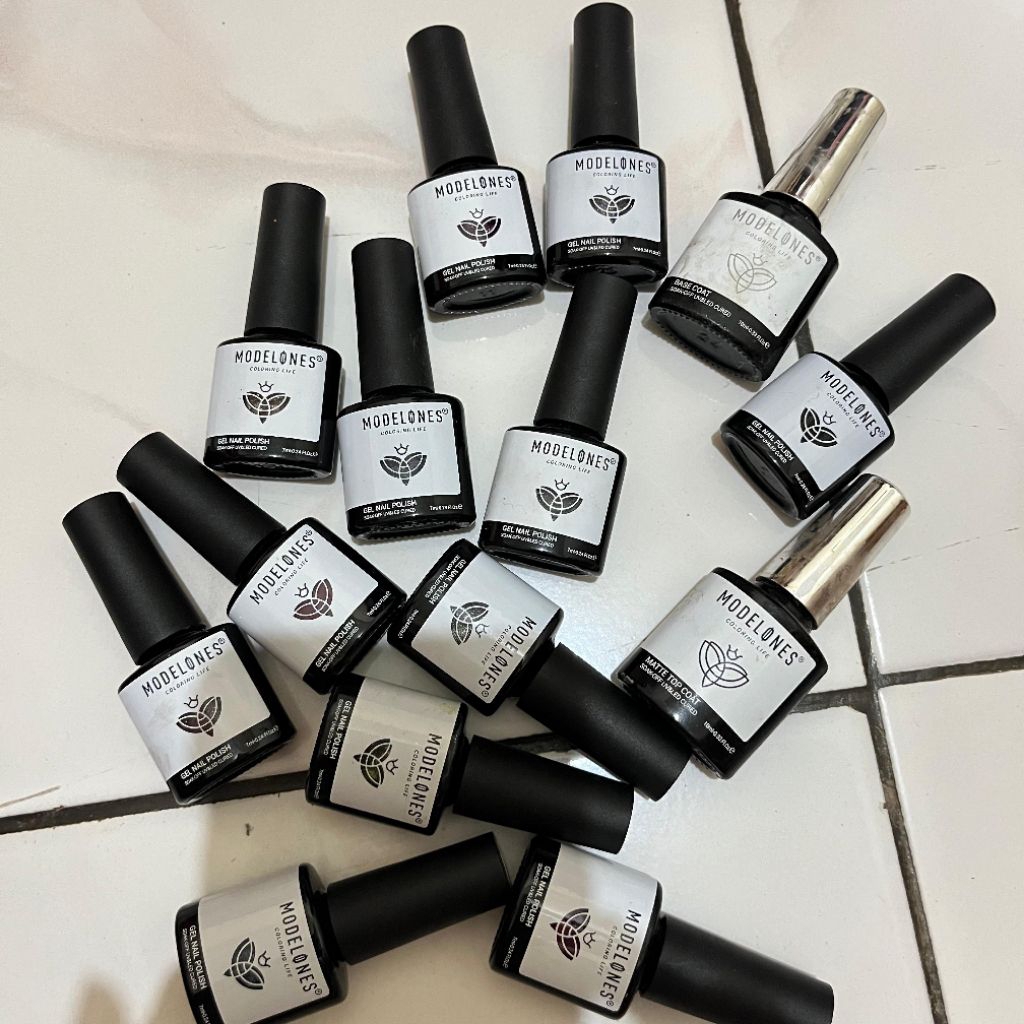 Preloved Nail gel Modelones