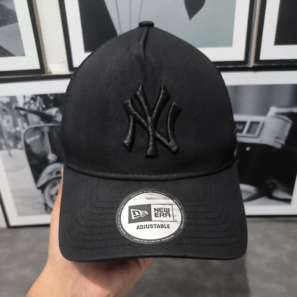 Topi New Era NY Yankees Trucker Original