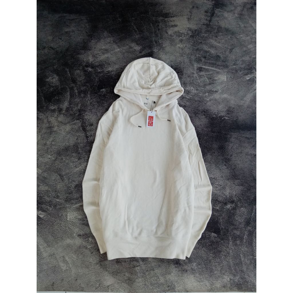 Hodie Uniqlo