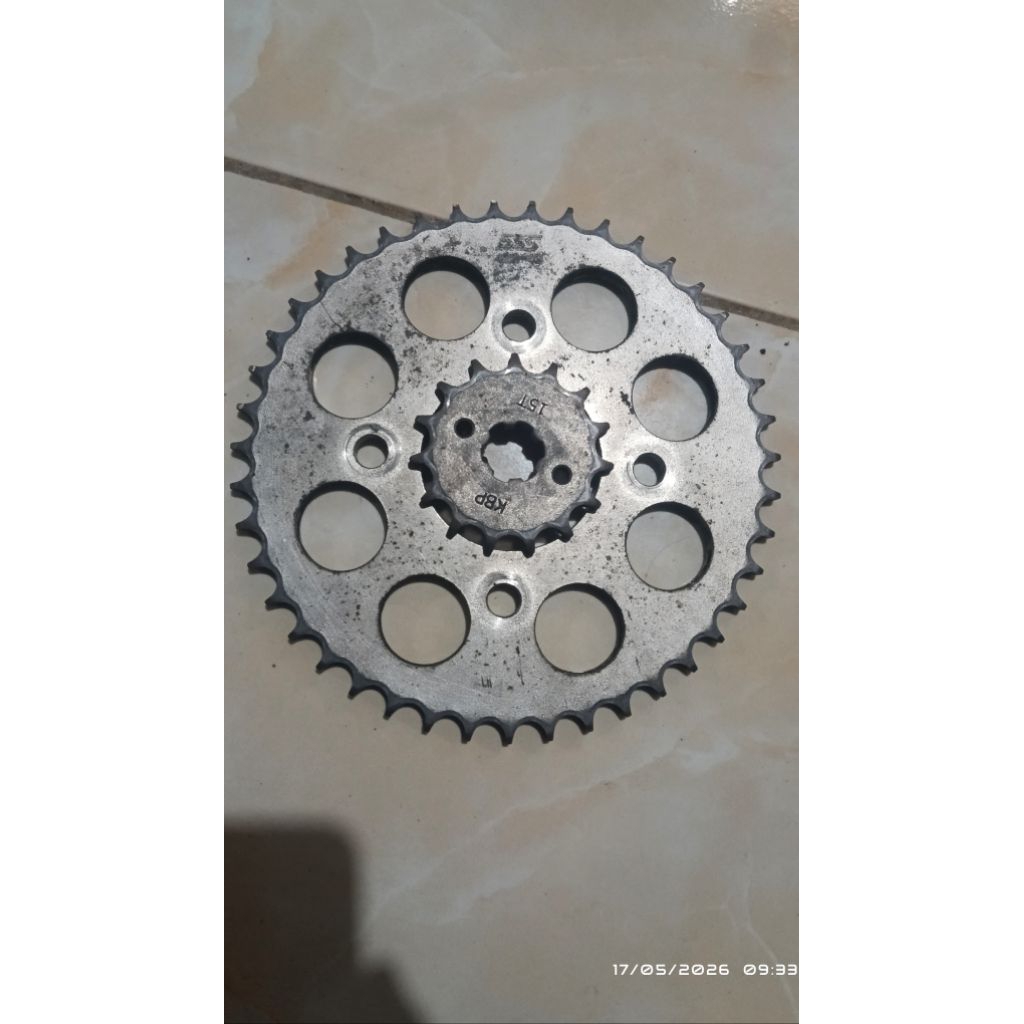 disc Gear sss original copotan dari motor Honda Sonic 150r