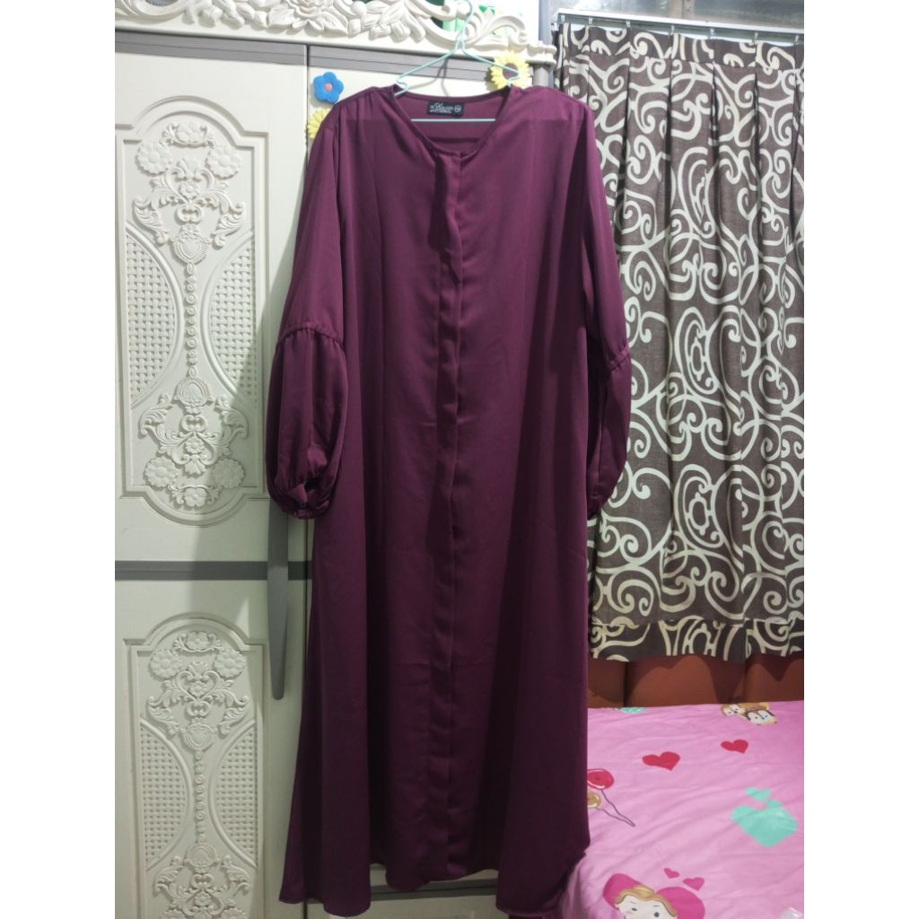 Al Haura Hanum Abaya