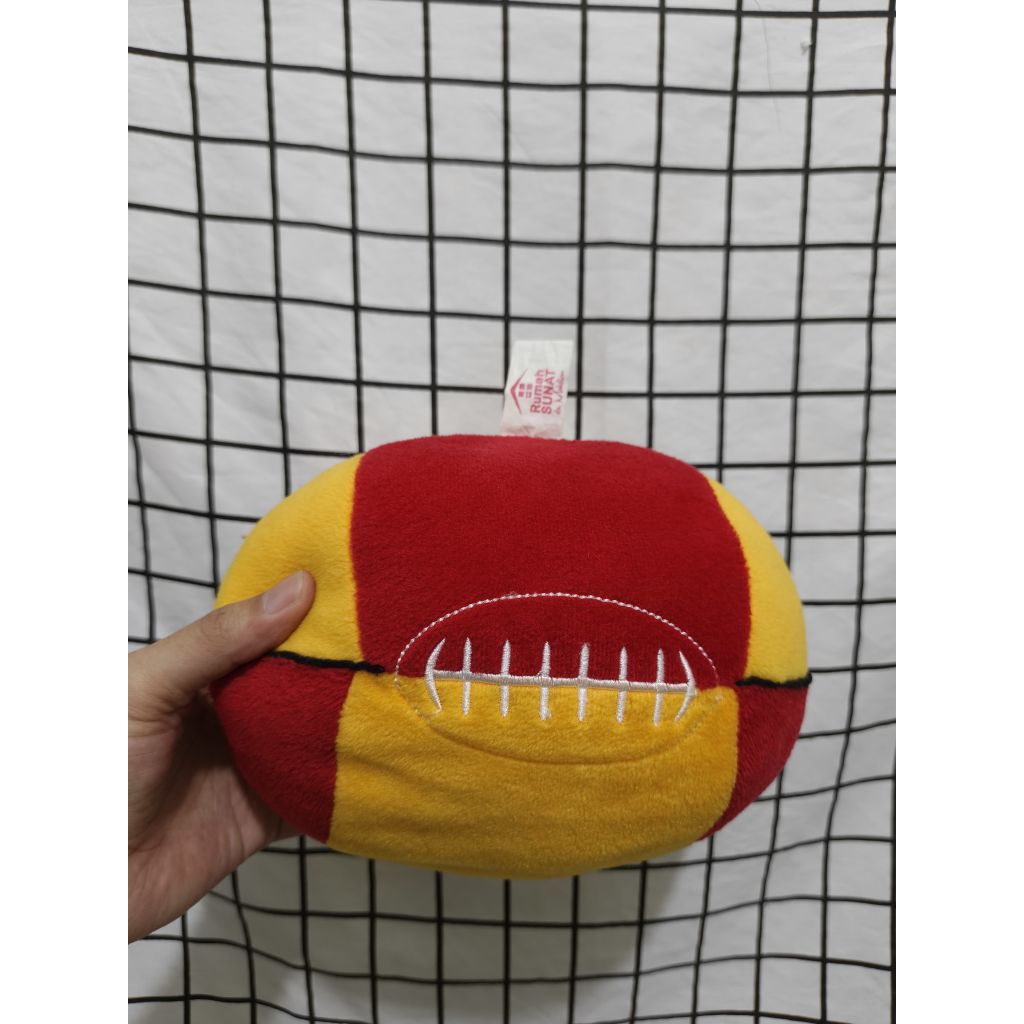 Boneka/bantal bola preloved || Rumah Sunat