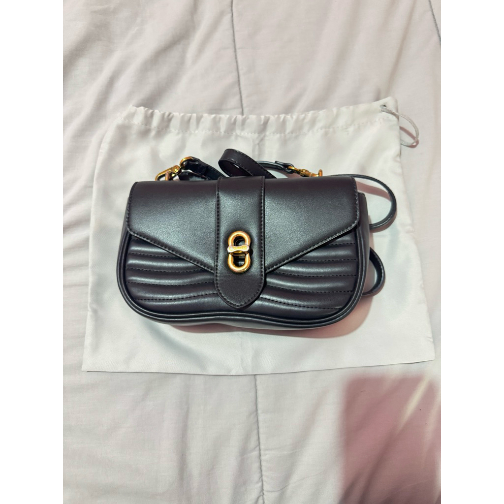 Preloved Charles and Keith Bag