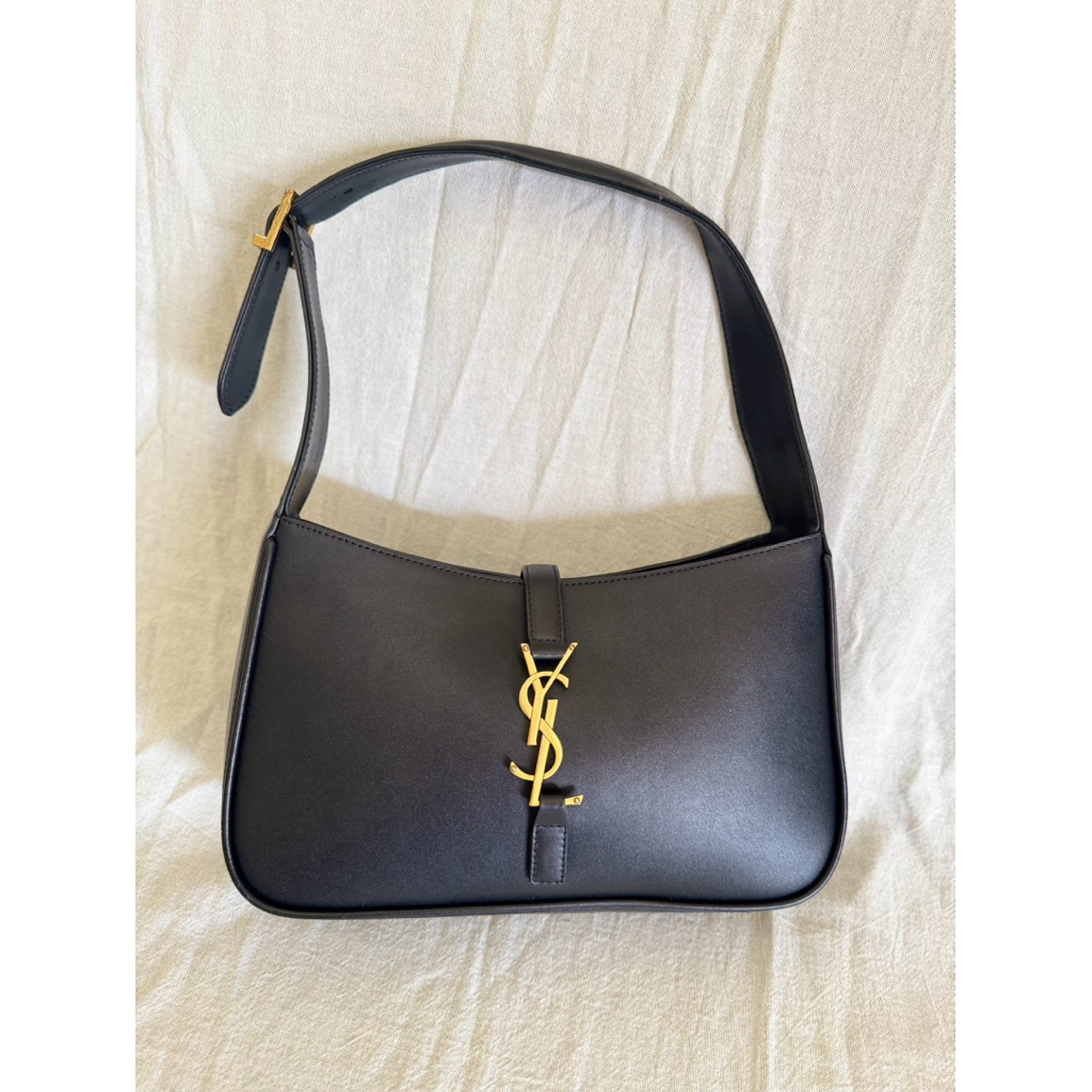 TAS Y  LE 5 A 7 PRELOVED BAG BRANDED