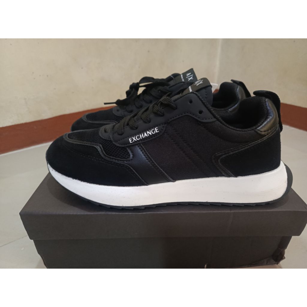 sepatu sneaker pria armani exchange