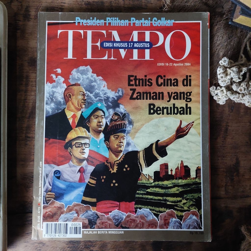 ETNIS CINA DI ZAMAN YANG BERUBAH: Majalah Tempo Edisi Khusus 2004 [ORIGINAL]