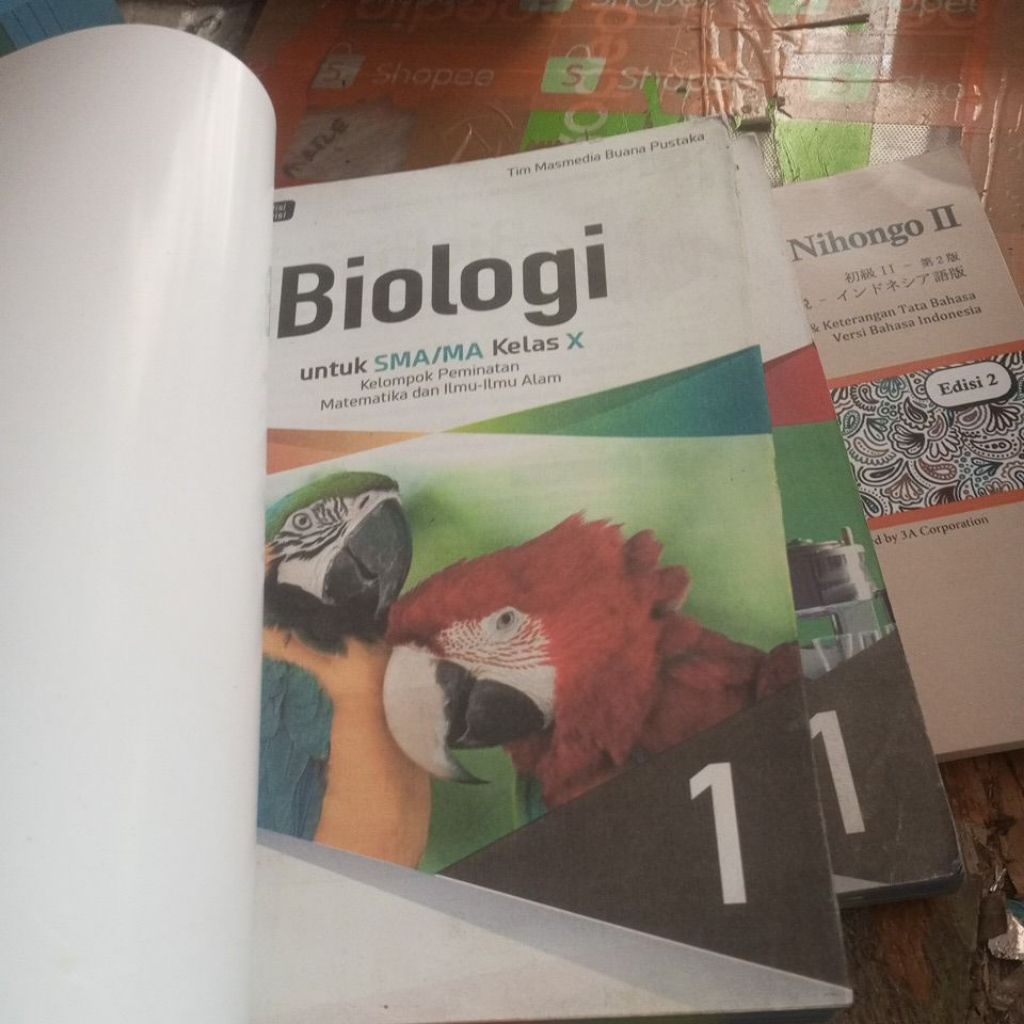 BUKU BIOLOGI DAN KIMIA UNTUK SMA KELAS X/10/1 KURIKULUM K13 REVISI PENERBIT MASMEDIA baca DISCRIPSI