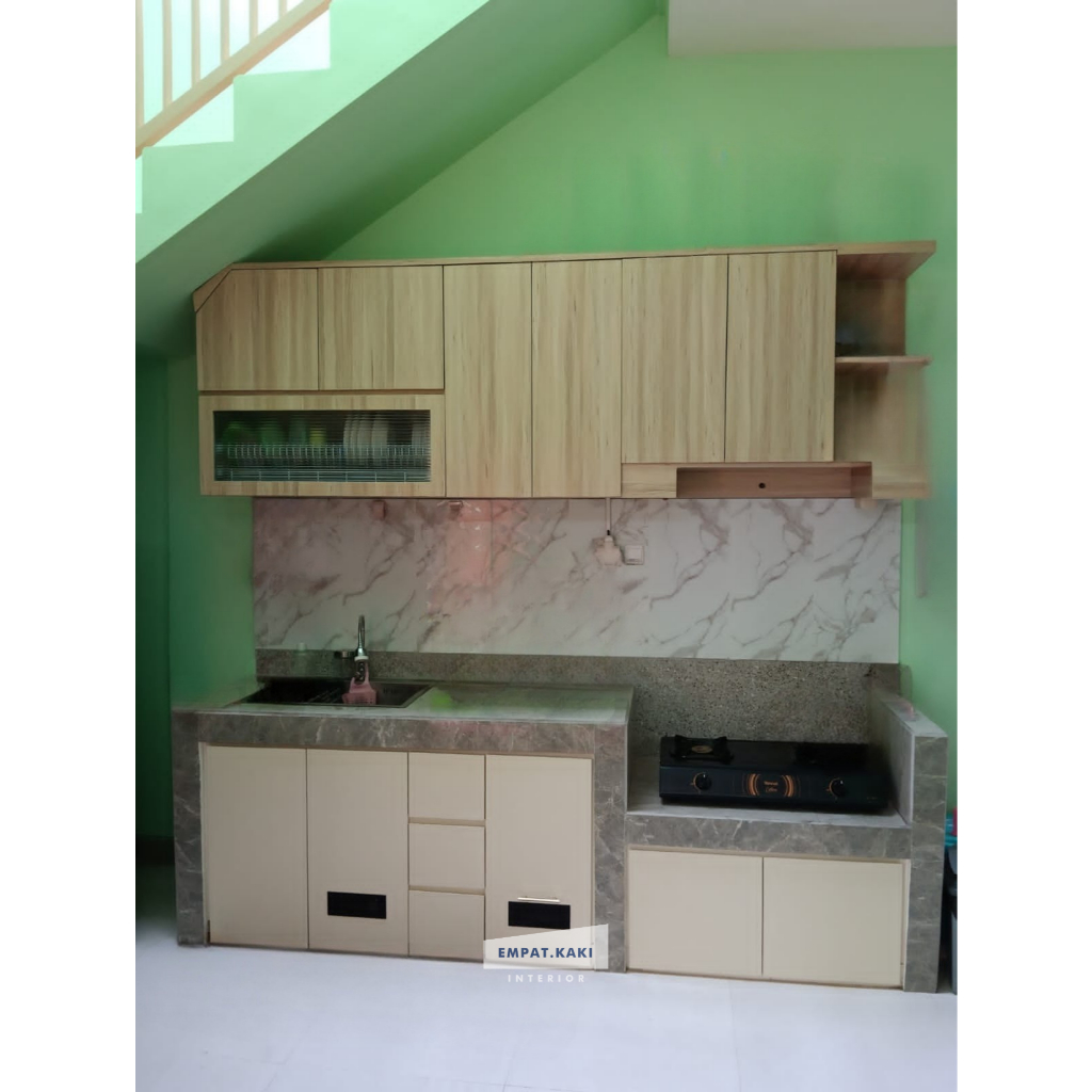 Kitchen Set Minimalist Custom Natural Wood Bawah Tangga