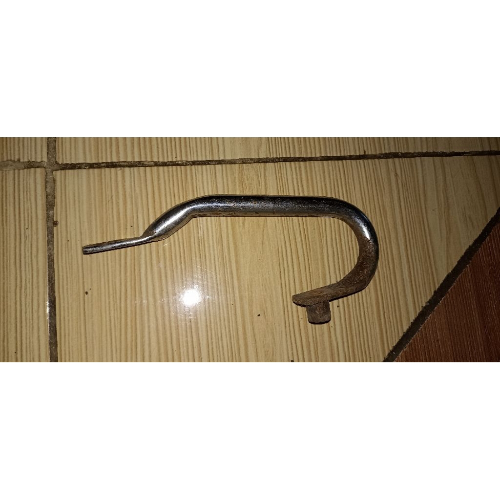 BEGEL JOK BELAKANG HONDA C70 ORIGINAL COPOTAN MOTOR