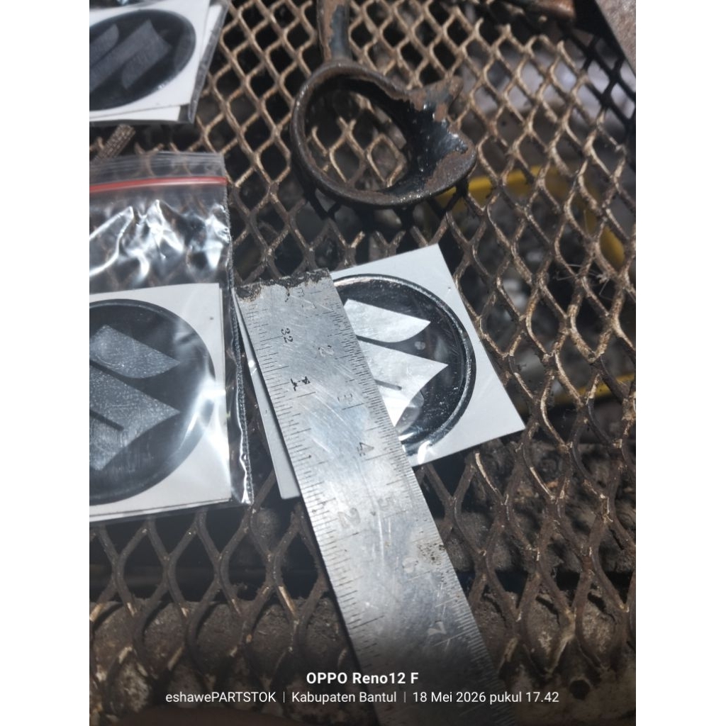 emblem tangki suzuki repro