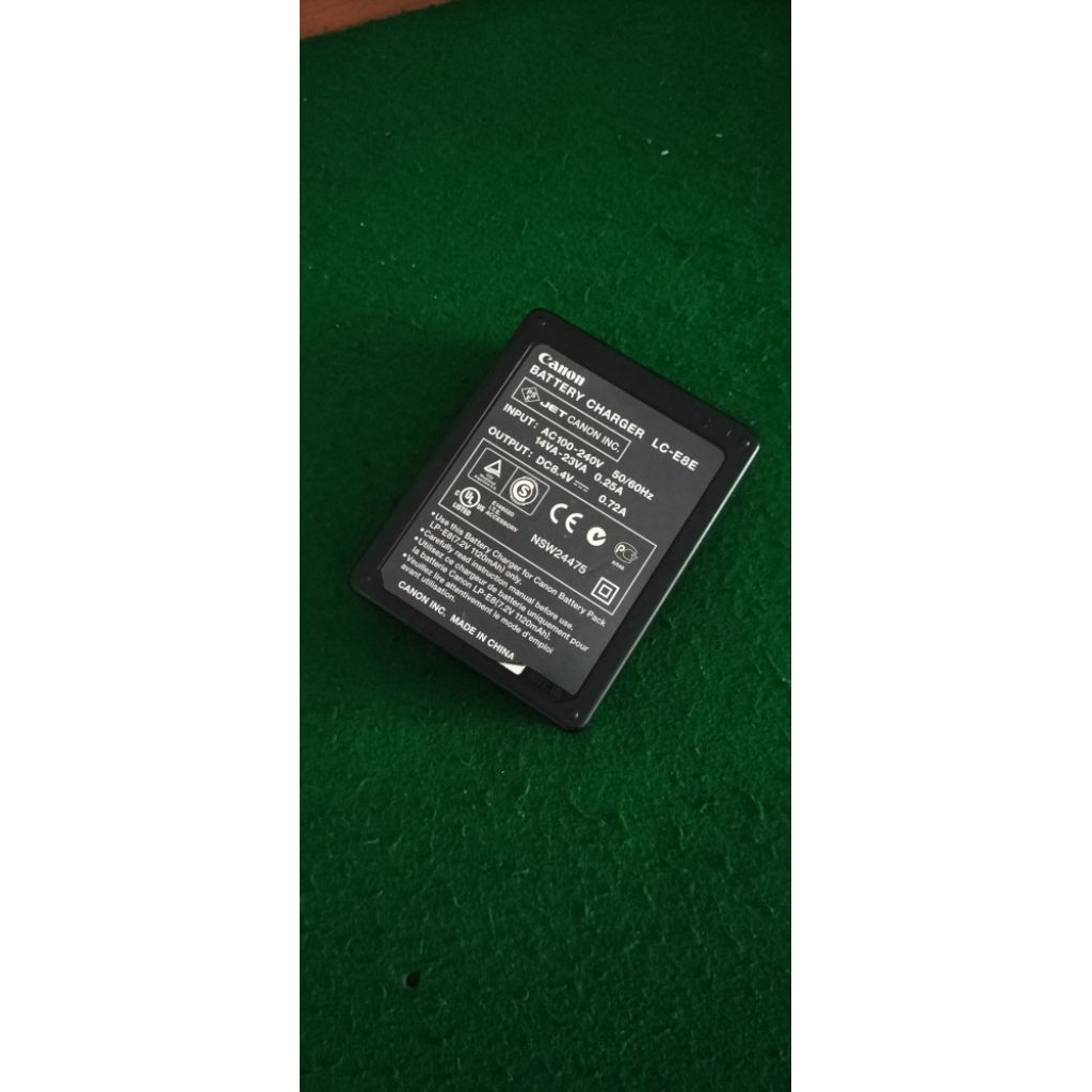 Charger Canon LC-E8/ LC-E8E Second Original For EOS 550D/600D/650D/700D
