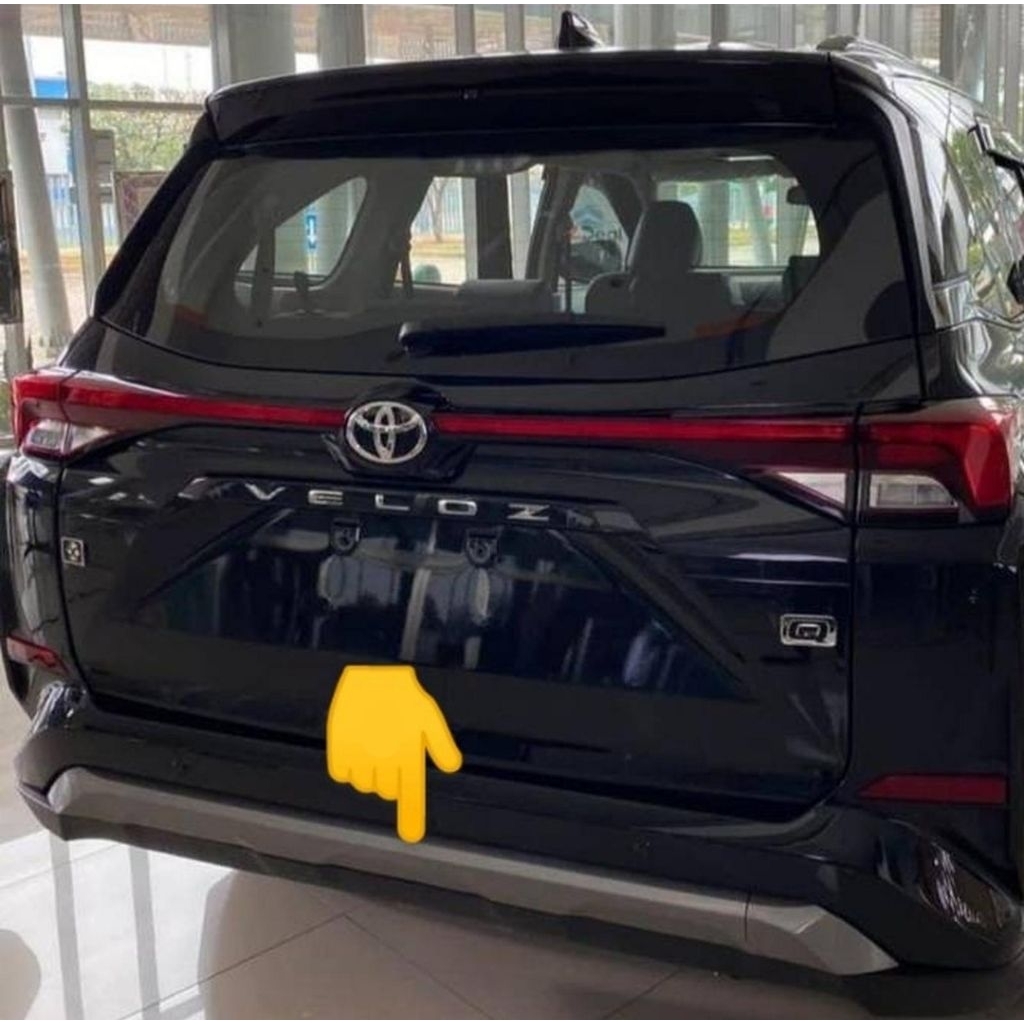 Cover Spoiler Moulding bemper belakang Avanza Veloz 2022 original