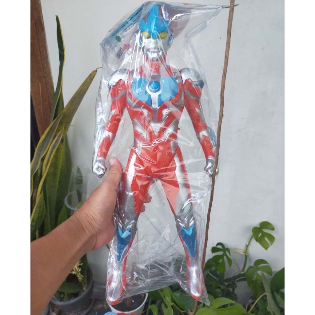 Mainan anak figure Ultraman ginga ukuran besar murah 45cm bisa nyala lampu dan suara keren Ultraman 