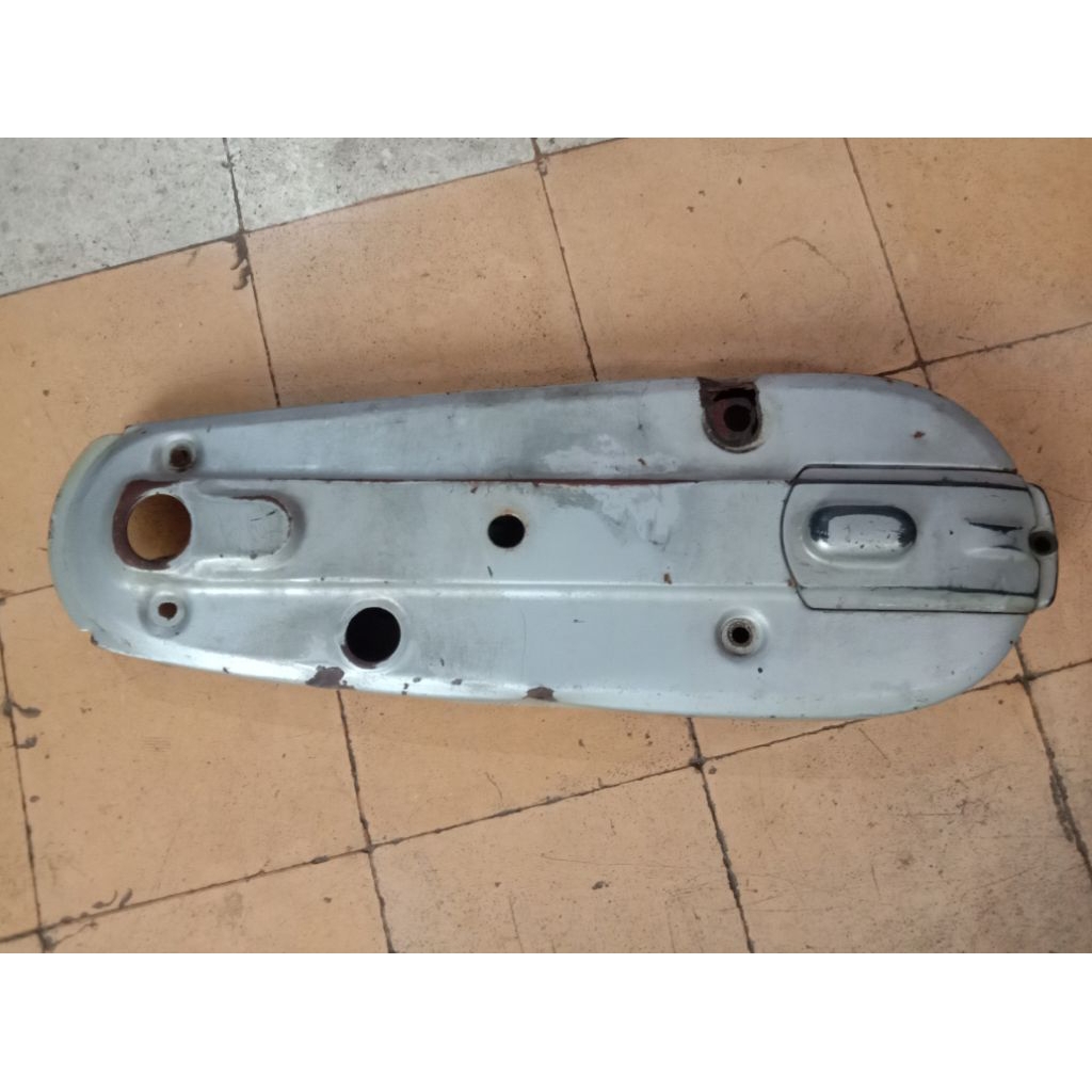 Katengkas Tutup Rantai Suzuki RC80 RC100 Original