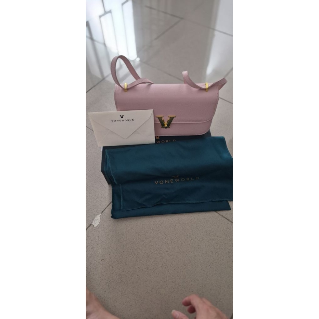 preloved vone world