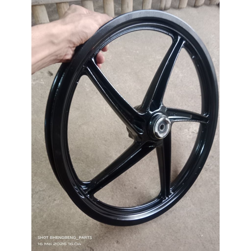Velg velek Depan Revo absolute / Supra X 125 injeksi / Supra helm in / Blade original copotan