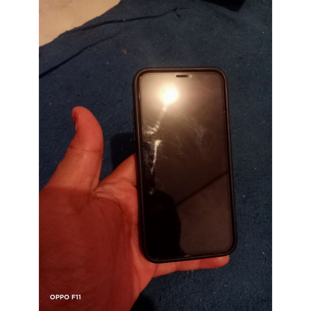 iPhone x 3/256 GB ibox