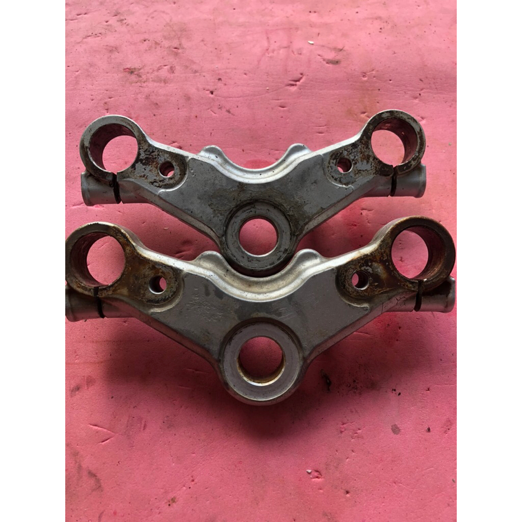 Segitiga atas satria fu original copotan