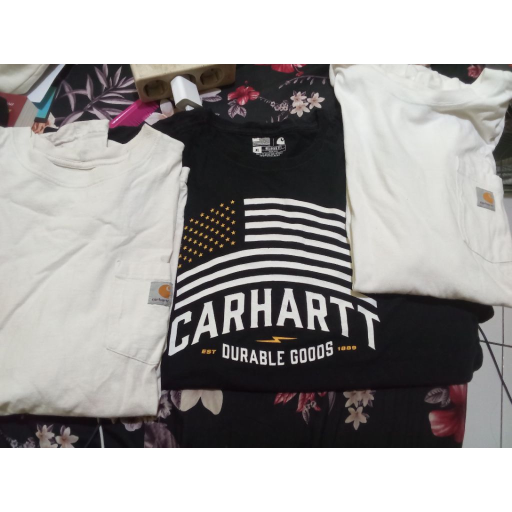 3 KAOS CARHATT