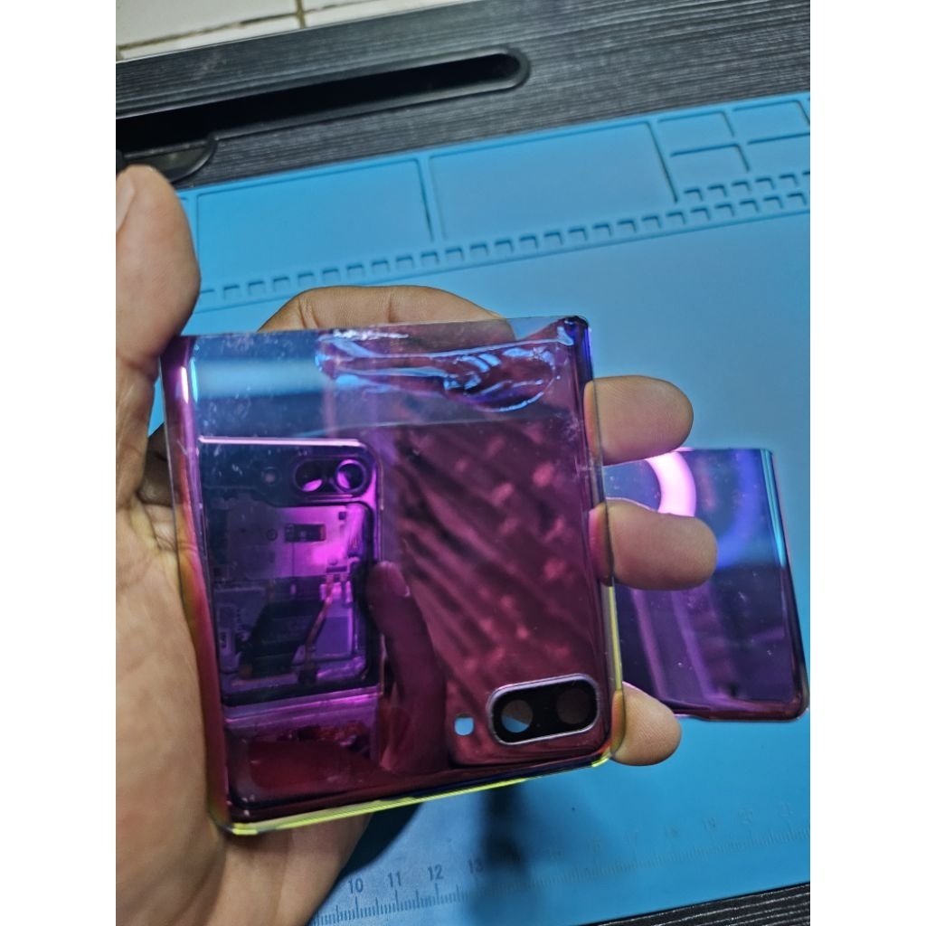 backdoor Samsung z flip 1