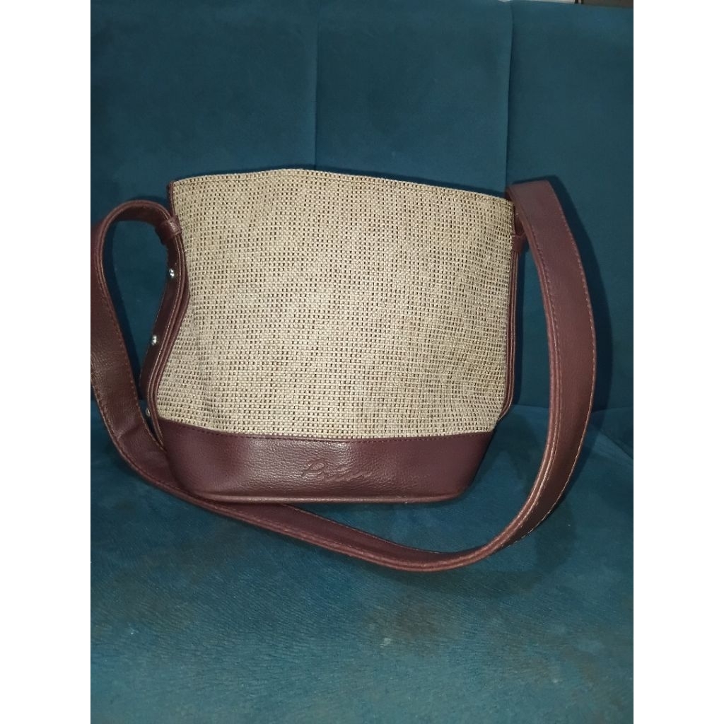 Jova Bag, Prior