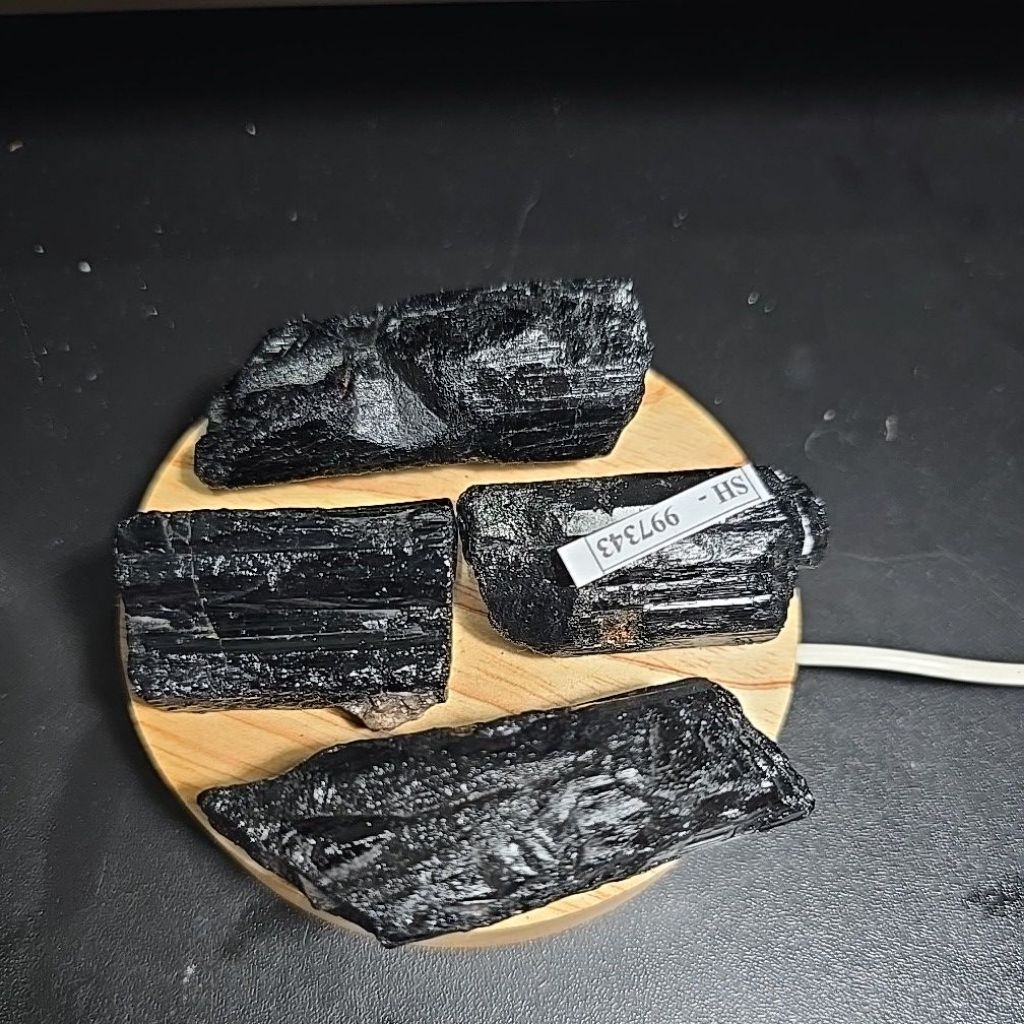 BLACK TOURMALINE ROUGH  BRAZIL BATU ASLI